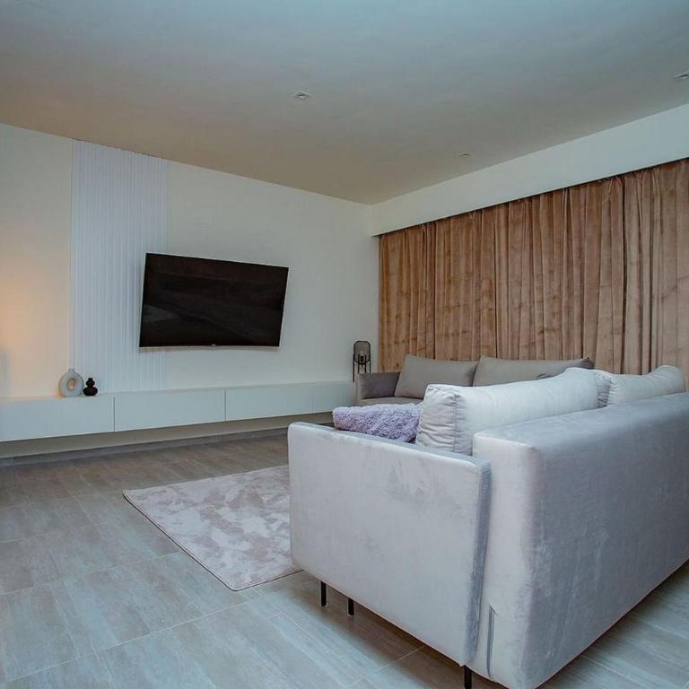 Frontline Luxury Oasis 5414 - Deluxe Villa - 13