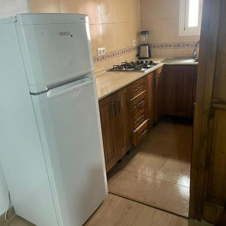 Casa Margarita Conil Centro - Three-Bedroom Premium Apartment with Balcony - 3
