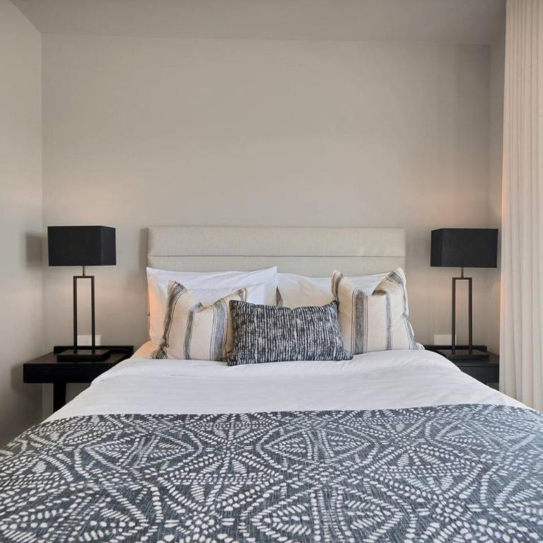 Luxe Golf View Penthouse Sauna, Gym & 2 Terraces - Single Room - 46