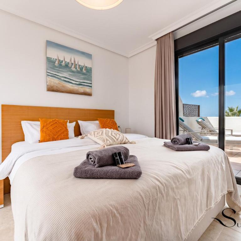 Estepona Duplex with BBQ & Jacuzzi - Two-Bedroom Apartment with Balcony and Terrace - 4