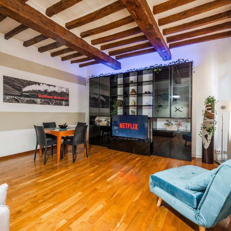 Binario 11 - Station 200m, Center & Ferrari Museum on foot - Appartamento con 1 Camera da Letto - 2