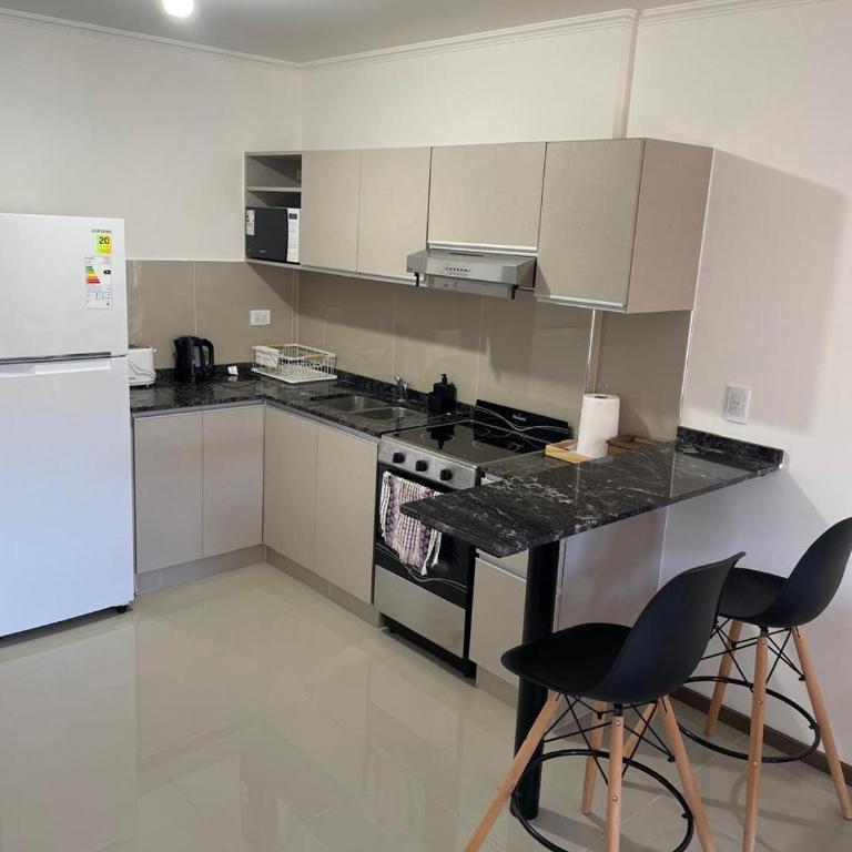 Vista Única a las Sierras Moderno, Céntrico - Apartamento de 1 dormitorio - 3