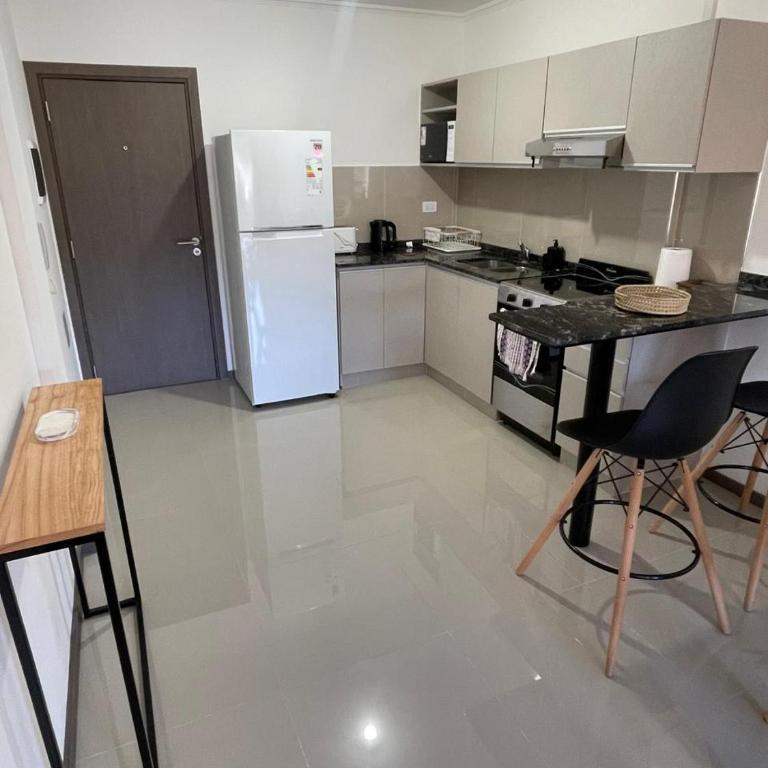 Vista Única a las Sierras Moderno, Céntrico - Apartamento de 1 dormitorio - 7
