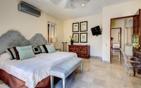 Xaman Ha Villa -steps from the beach - Villa with Sea View - 14