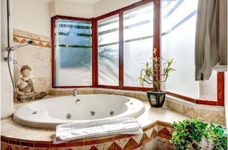 Xaman Ha Villa -steps from the beach - Villa with Sea View - 37