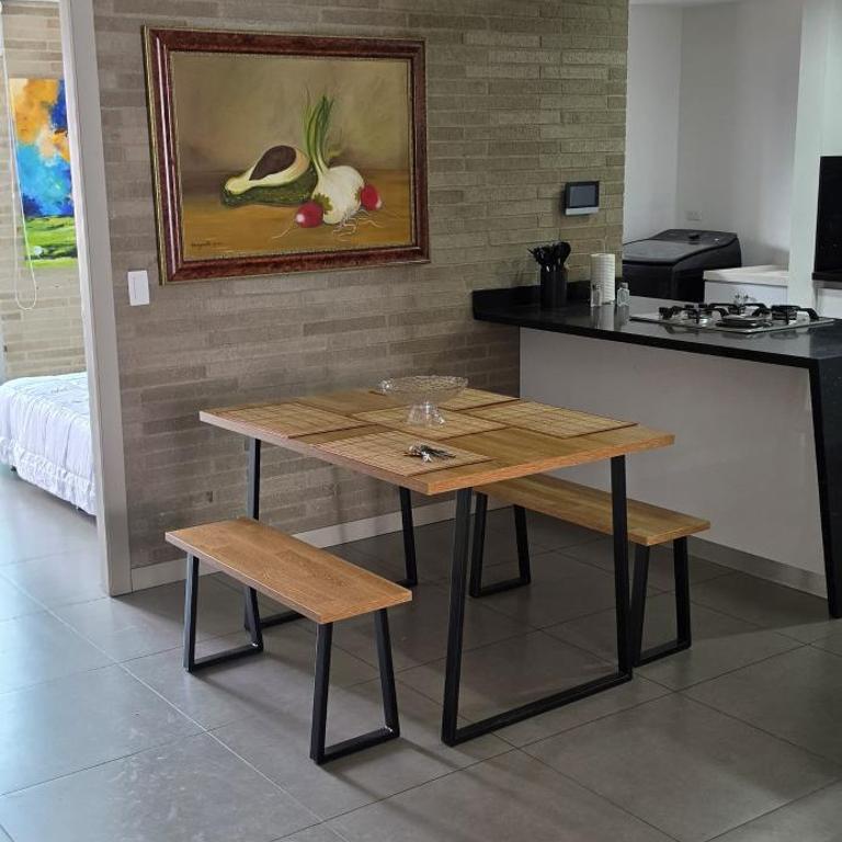Modern 3BR-2 Balconies - Mountain Views - Laureles - Three-Bedroom Apartment with Mountain View - 10