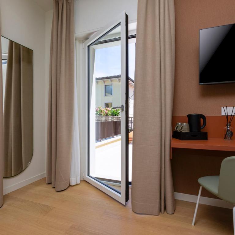 Borgo di Lazise - Adults friendly - Ampia Camera Matrimoniale - 1