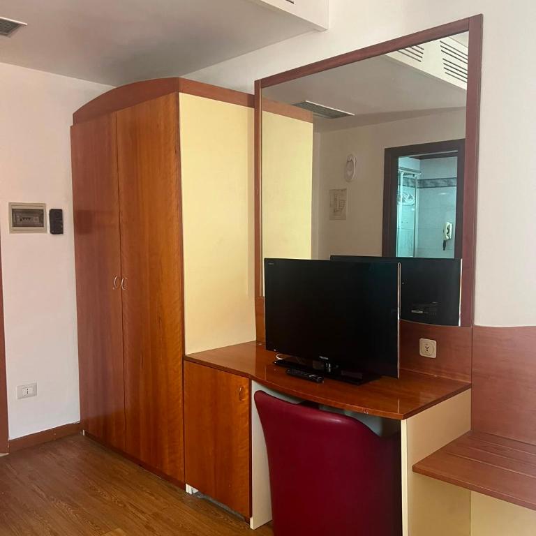 Hotel Maxim - Twin Room - 6