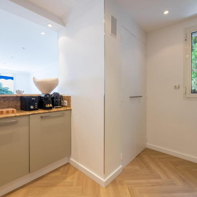 3P Traversant Vue Mer Cannes Est - Appartement - 15