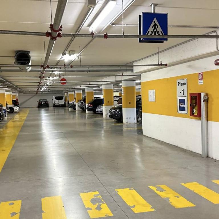 Binario 11 - Station 200m, Center & Ferrari Museum on foot - Appartamento con 1 Camera da Letto - 25