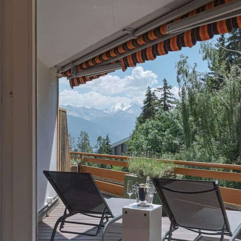 Studio cosy piscine vue Alpes Crans Montana - Appartement - 38