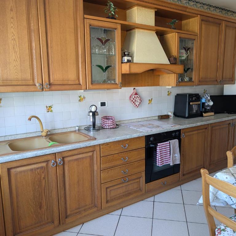 La Dimora A.B.G - Appartamento Deluxe con 2 Camere da Letto e Vista Giardino - 5