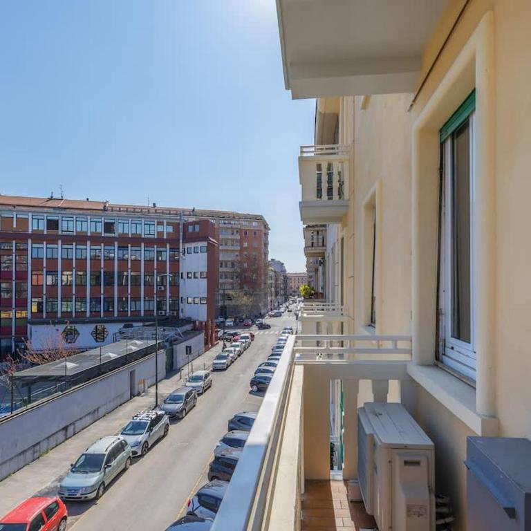 Urban Harmony - Balcony & 8 min to Metro - Appartamento con 2 Camere da Letto - 21