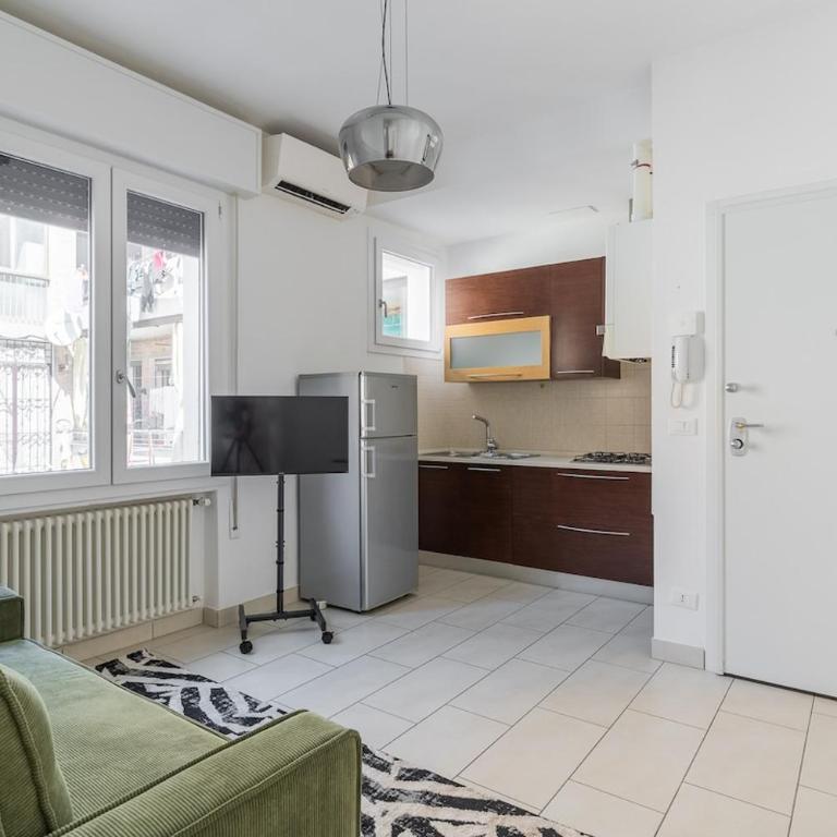 Quiet Modern Flat near City Center - Pasubio 84 - Appartamento con 1 Camera da Letto - 1