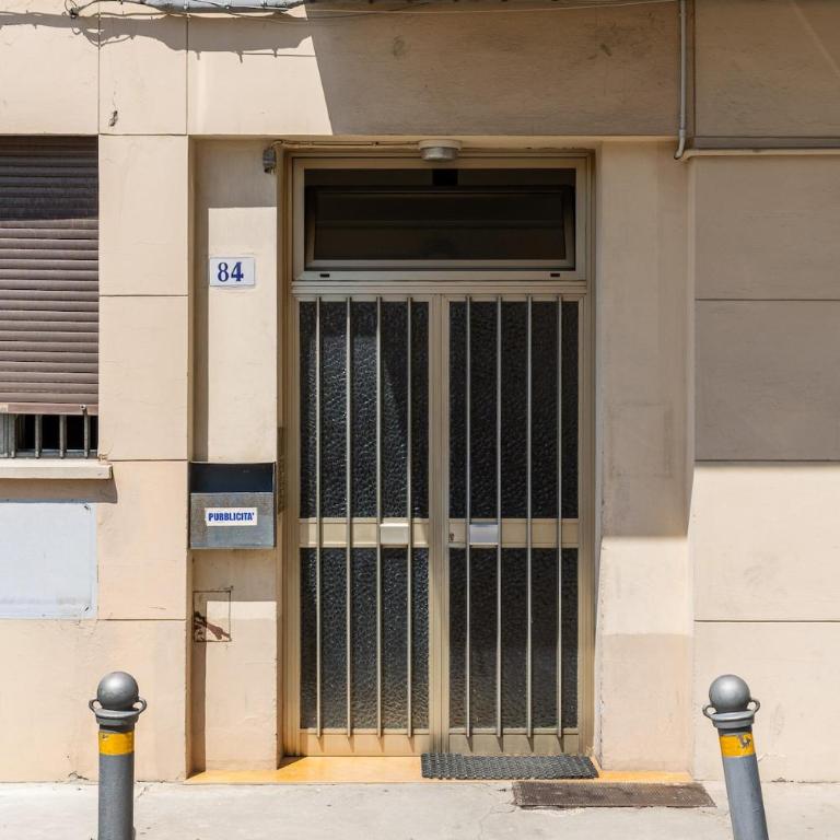 Quiet Modern Flat near City Center - Pasubio 84 - Appartamento con 1 Camera da Letto - 4