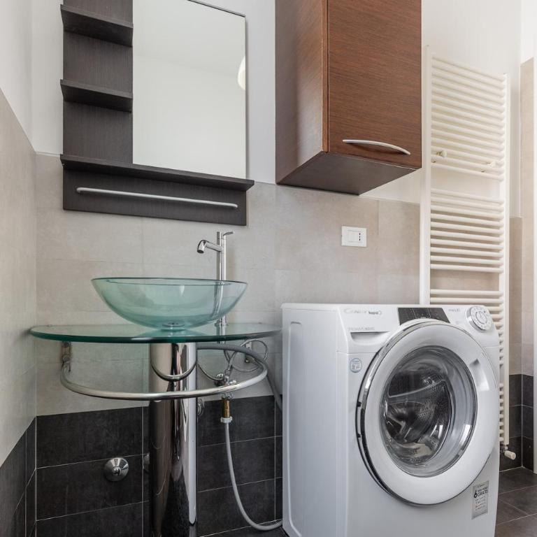 Quiet Modern Flat near City Center - Pasubio 84 - Appartamento con 1 Camera da Letto - 14