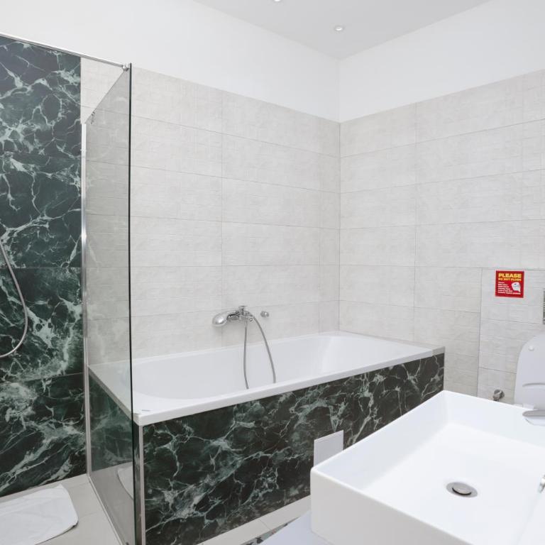 Sarajevo History Apartments - Authentic Heritage Stay - Deluks Studio sa Bračnim Krevetom (King-size) - 7