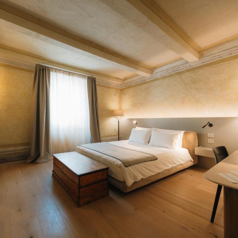 Palazzo Lucchini - Suite Lit King-Size avec Balcon - 4