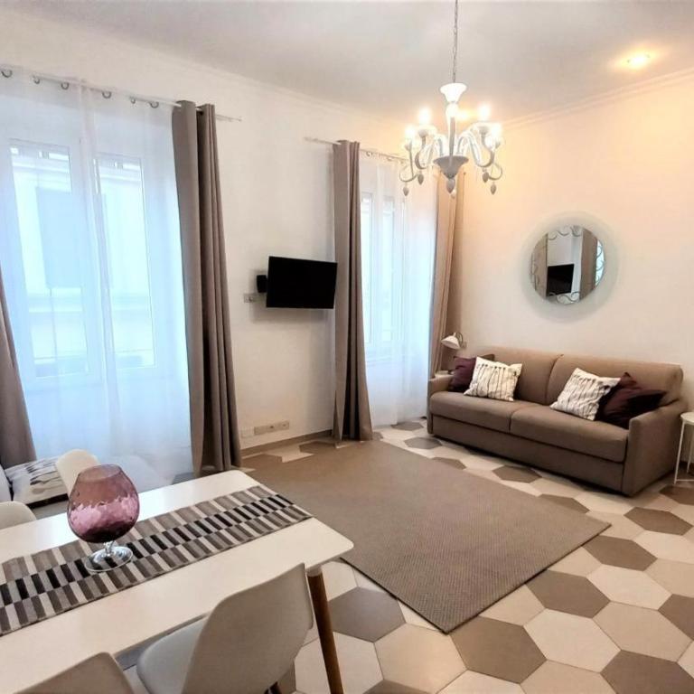 Domus San Pietro C - Appartamento Superior con Vista Città - 2