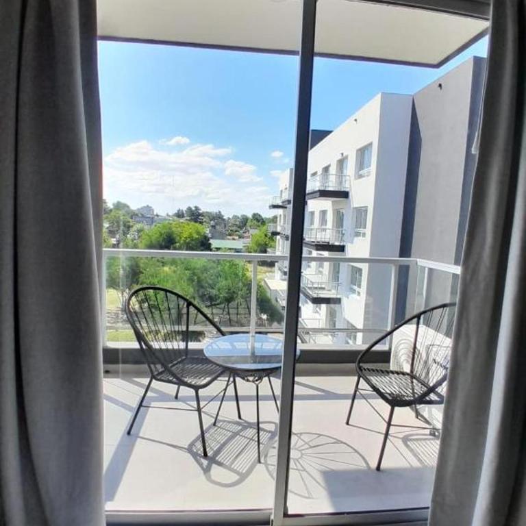 Vivienda Minimalista Ezeiza 305 - Apartamento - 2