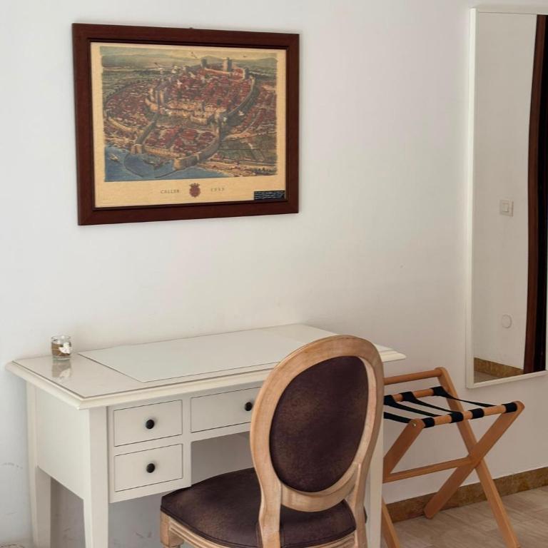 Frangipani HOUSE Cagliari luxury huge apartment city center with lift - Three-Bedroom Superior Apartment - 2