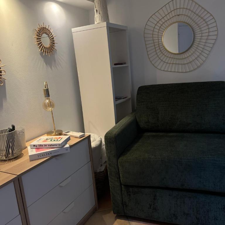 La Tiny House Narbonne - Proche Les Grands Buffets - One-Bedroom House - 8