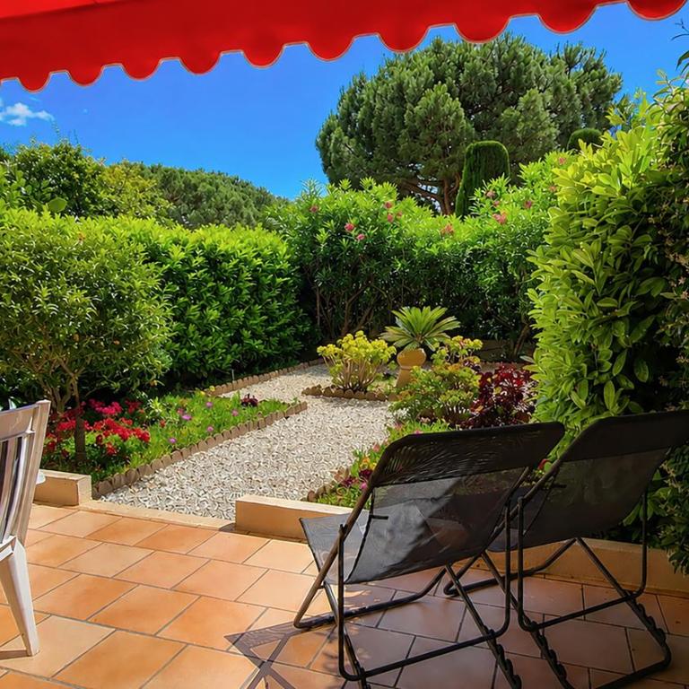 Casalionelantibes Large apartment with AC, king-size bed, garden and parking - Appartement - Rez-de-Chaussée - 1