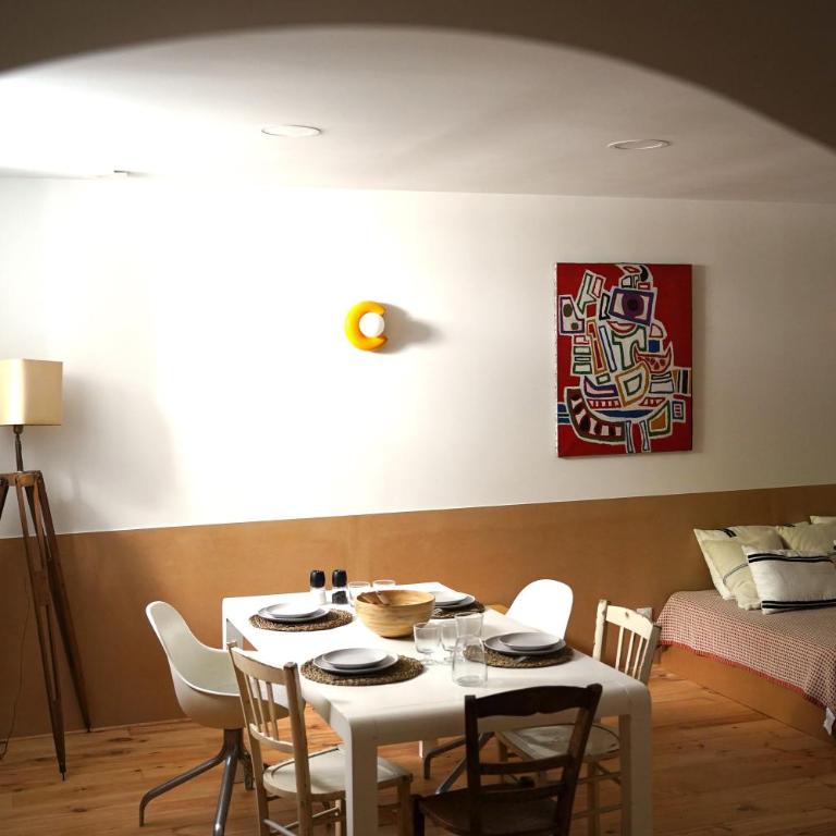 MyPeacefulParisHome - Family Room with Private Bathroom - 9