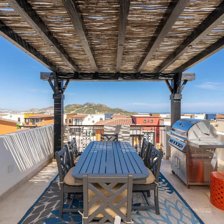 Luxury House with Ocean View - Ferienhaus - 9