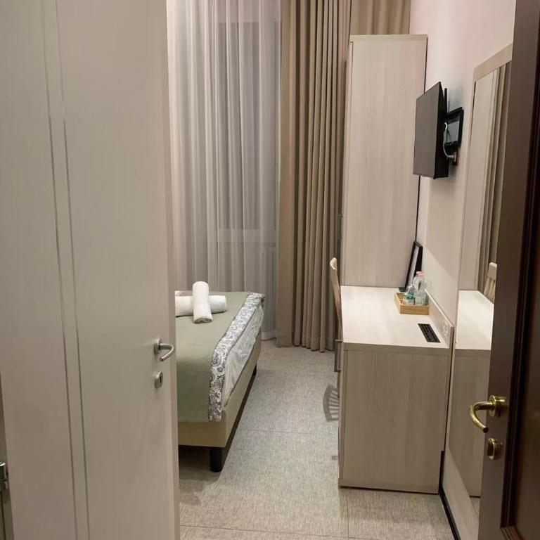 Luxe roma - Camera Matrimoniale con Bagno Privato - 5