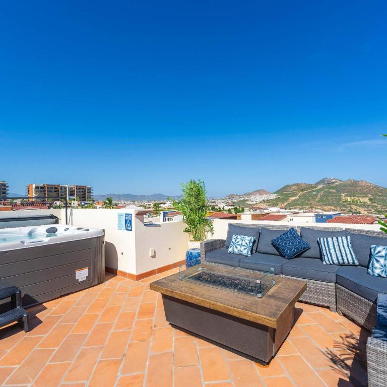 Luxury House with Ocean View - Ferienhaus - 29