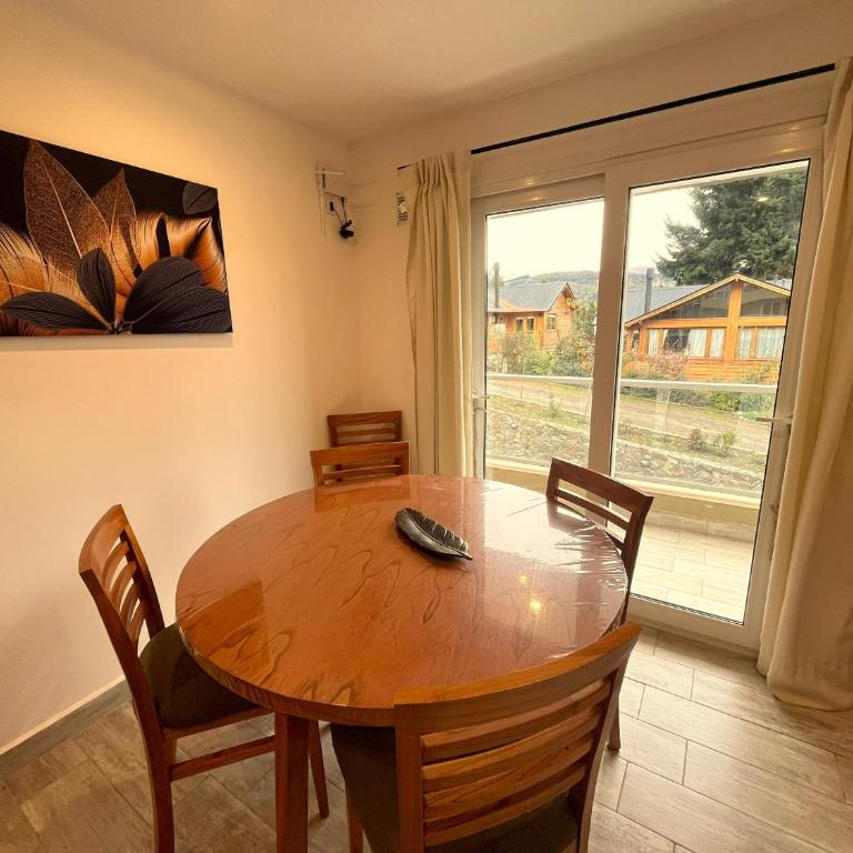 Deptos De la Cascada I Con la Mejor Vista de San Martín - Ayres del Bosque Alojamientos - Apartamento de 2 dormitorios con vistas a la montaña - 31
