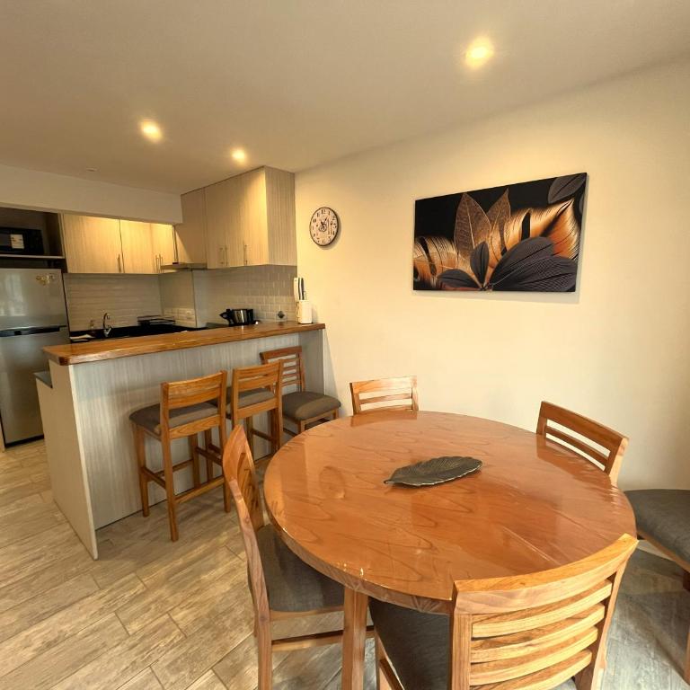 Deptos De la Cascada I Con la Mejor Vista de San Martín - Ayres del Bosque Alojamientos - Apartamento de 2 dormitorios con vistas a la montaña - 37
