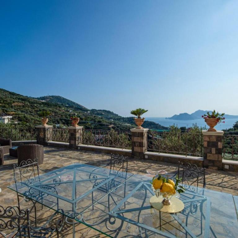 Historic Relais Santa Lucia - Villa con Vista Mare - 2