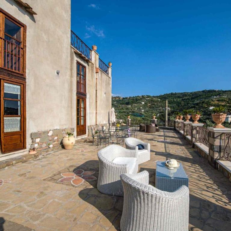 Historic Relais Santa Lucia - Villa con Vista Mare - 34