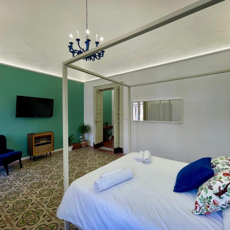 Fil's House - Two-Bedroom Apartment - 9