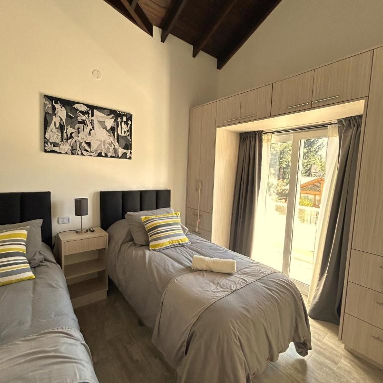 Deptos De la Cascada I Con la Mejor Vista de San Martín - Ayres del Bosque Alojamientos - Apartamento de 2 dormitorios con vistas a la montaña - 40