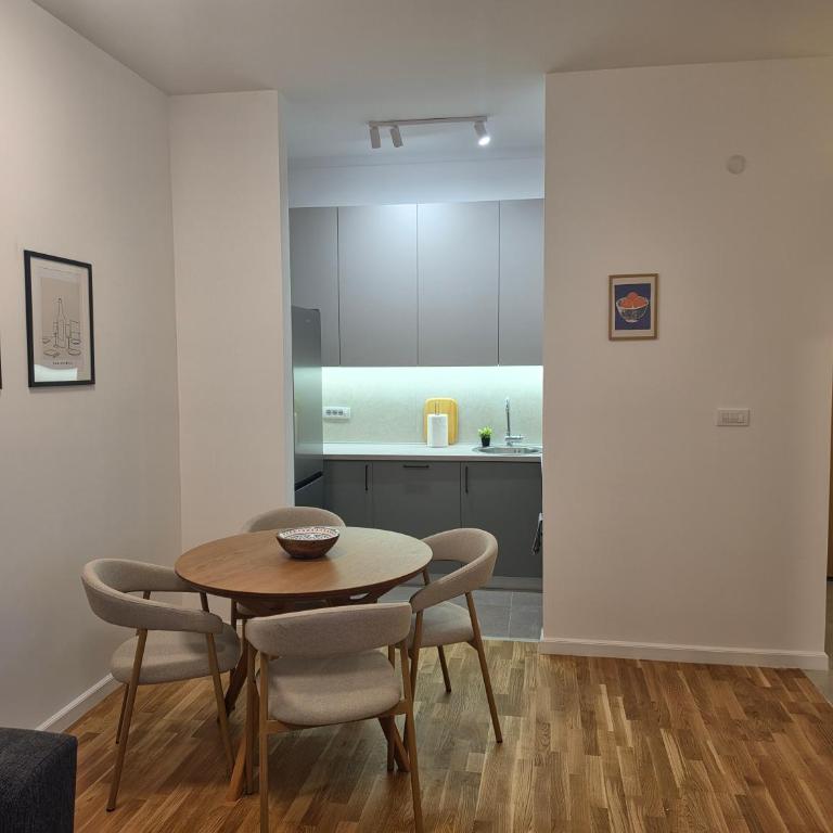 Residence 1538 - One-Bedroom Apartment - 3