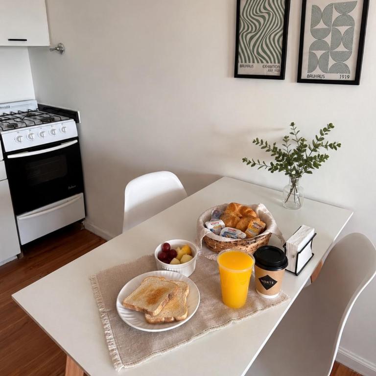 Frente a River, balcón con vista al Monumental sobre Av Libertador - Apartamento de 1 dormitorio - 7