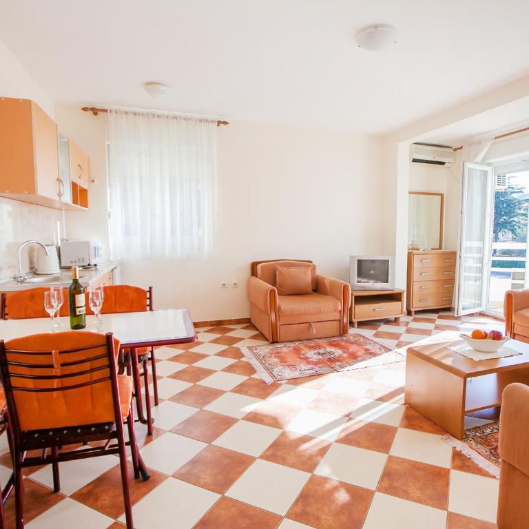 M-Apartmani - Apartman sa 2 Spavaće Sobe - 4
