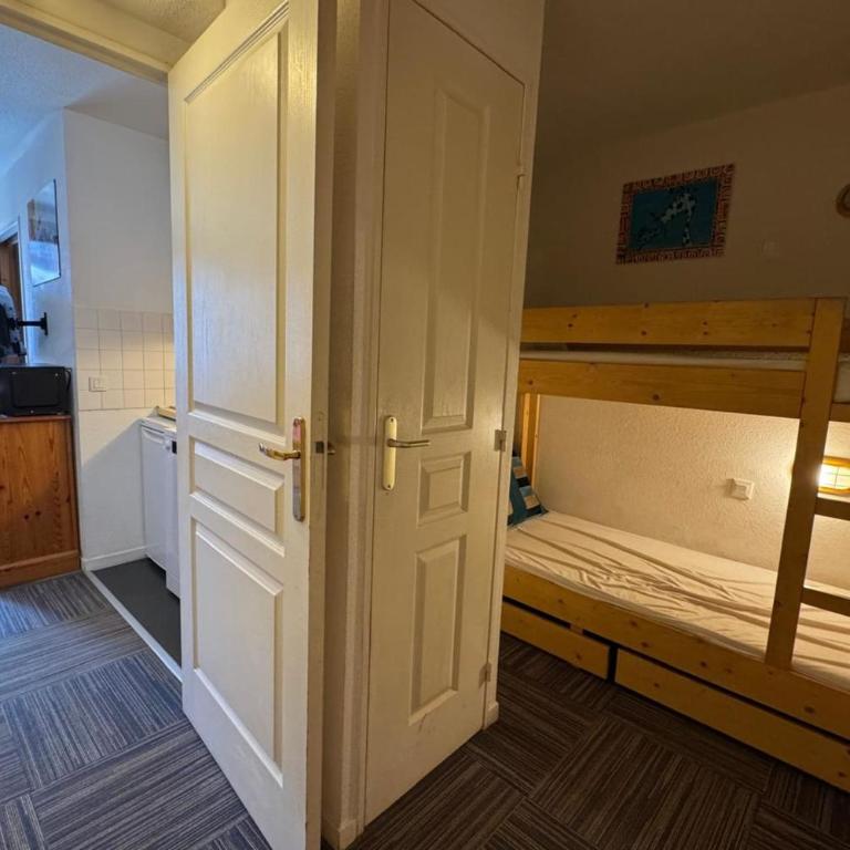 Risoul proche pistes - appart 6 pers - Appartement - 7