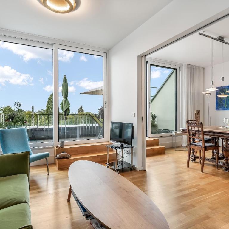 Ferienwohnung Urlaubsglück- lichtdurchflutete Wohnung mit Balkon und Seesicht - Appartamento con Vista Lago - 3