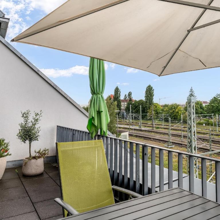Ferienwohnung Urlaubsglück- lichtdurchflutete Wohnung mit Balkon und Seesicht - Appartamento con Vista Lago - 14