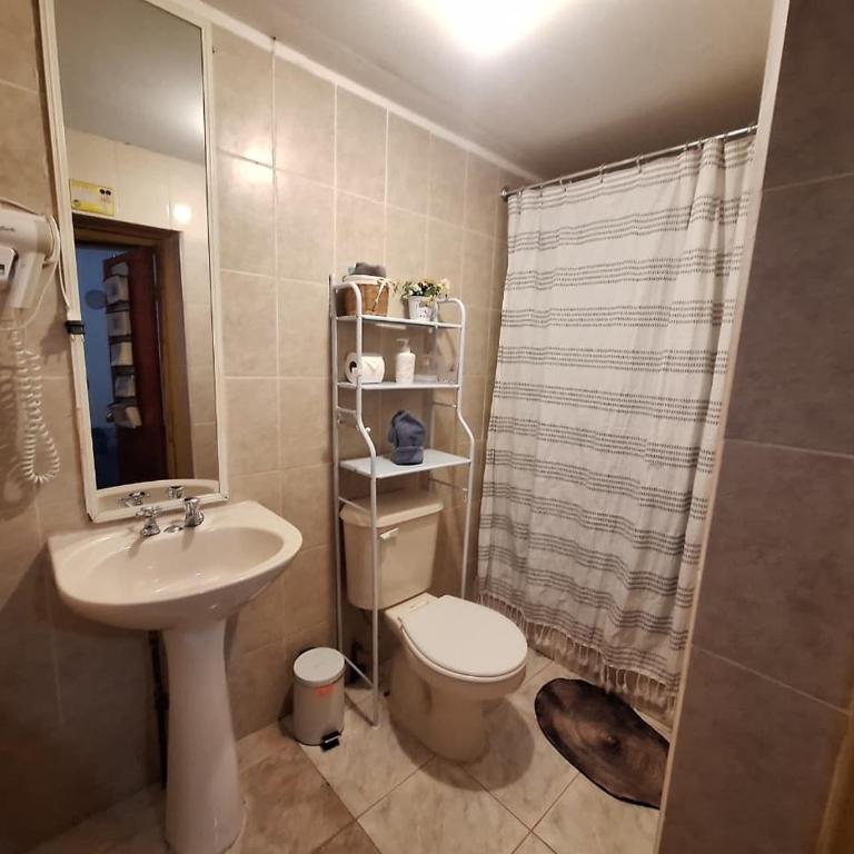 Hostal Mintaka - Habitación Triple con baño privado - 10