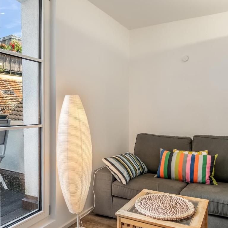 Ferienwohnung Metta - hochwertig sanierter Altbau mit Terrasse auf der Insel - Apartamento con terraza - 6