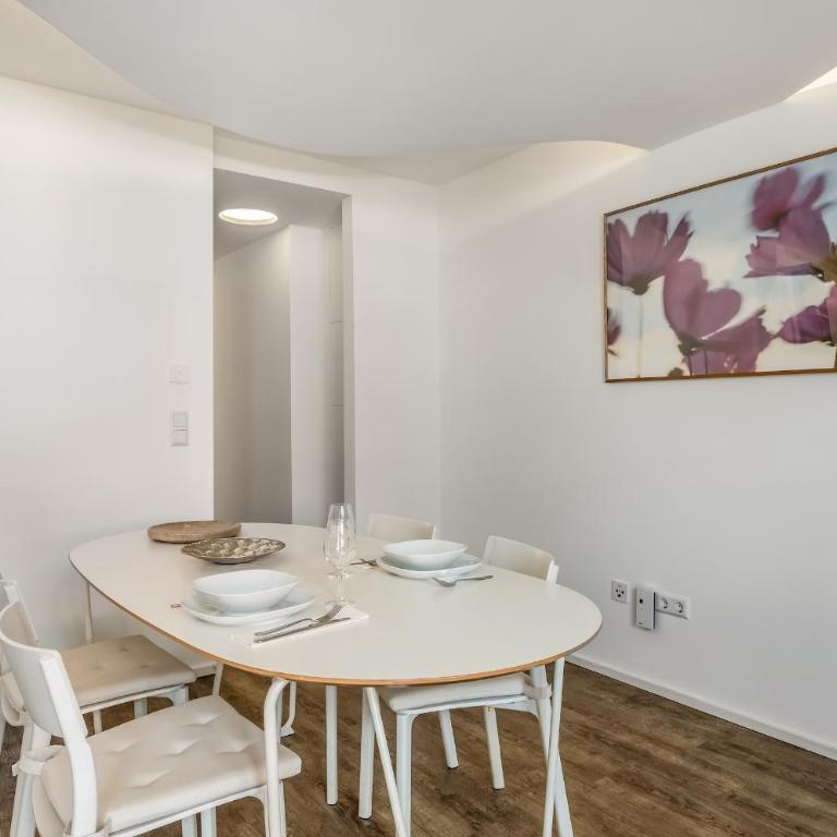 Ferienwohnung Metta - hochwertig sanierter Altbau mit Terrasse auf der Insel - Apartamento con terraza - 9