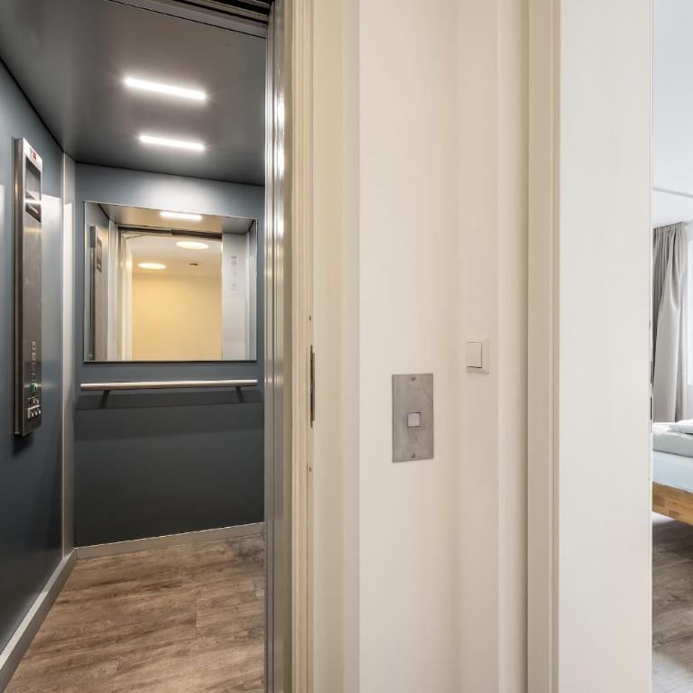 Ferienwohnung Metta - hochwertig sanierter Altbau mit Terrasse auf der Insel - Apartamento con terraza - 14
