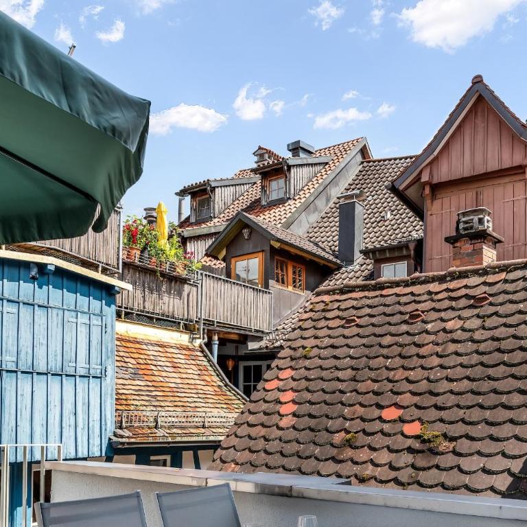 Ferienwohnung Metta - hochwertig sanierter Altbau mit Terrasse auf der Insel - Apartamento con terraza - 15