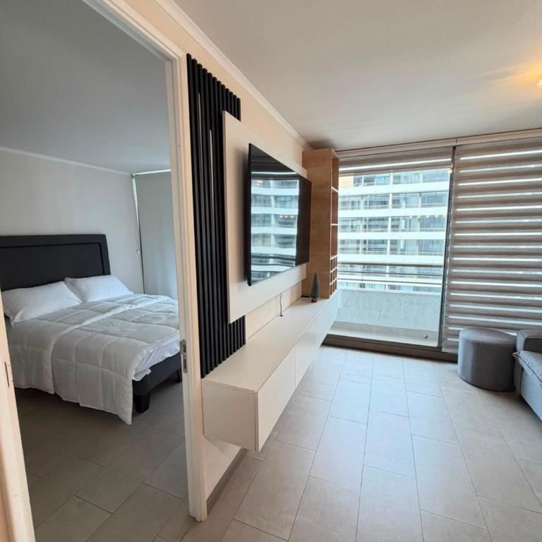 Hospédate con una vista de postal, en la comuna de Macul Este acogedor apartamento de1 Habitación 1 Baño con una laguna navegable - One-Bedroom Apartment - 2