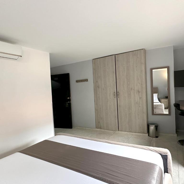 Hotel Roosevelt Plaza - Standard Double Room - 5